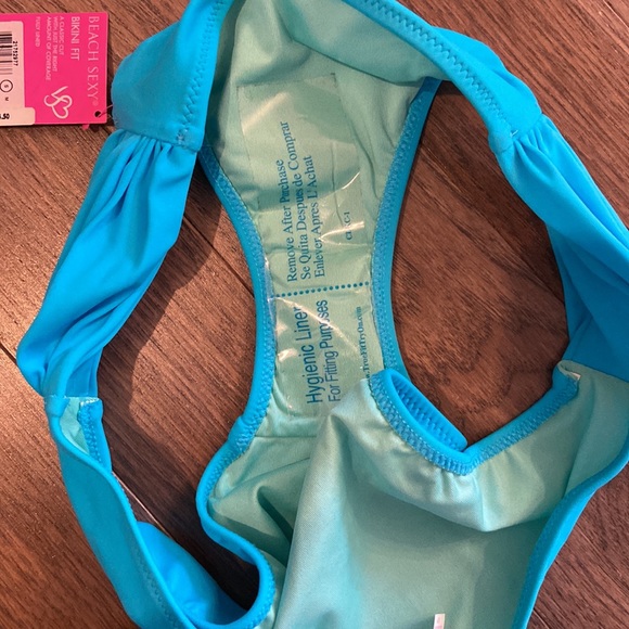 Victoria’s Secret Blue Bikini Bottom NWT - Picture 3 of 7